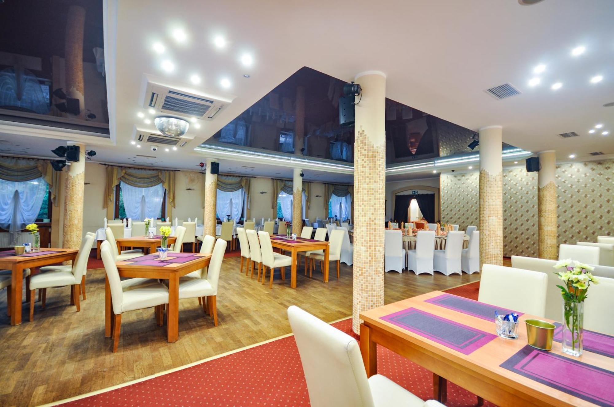 Hotel Trzy Swiaty Spa & Wellness Rajska Wyspa Gliwice Kültér fotó