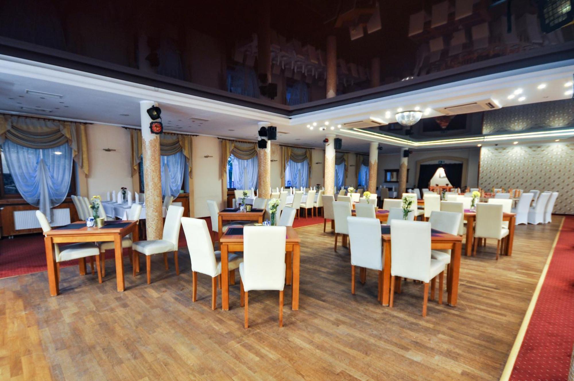 Hotel Trzy Swiaty Spa & Wellness Rajska Wyspa Gliwice Kültér fotó