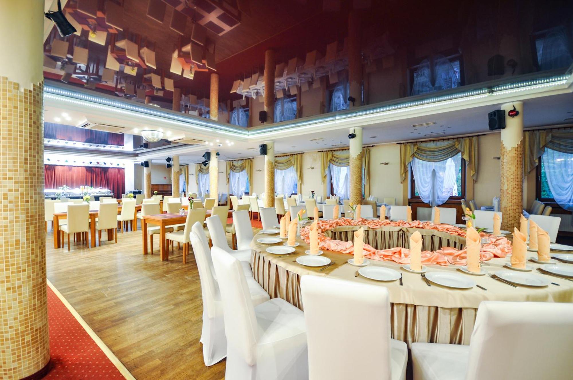 Hotel Trzy Swiaty Spa & Wellness Rajska Wyspa Gliwice Kültér fotó