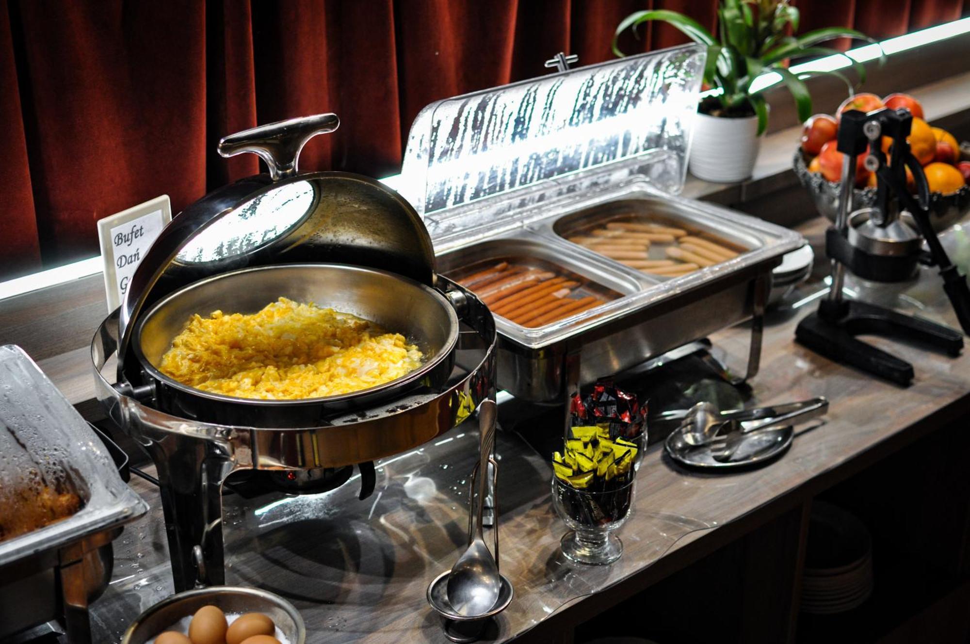 Hotel Trzy Swiaty Spa & Wellness Rajska Wyspa Gliwice Kültér fotó