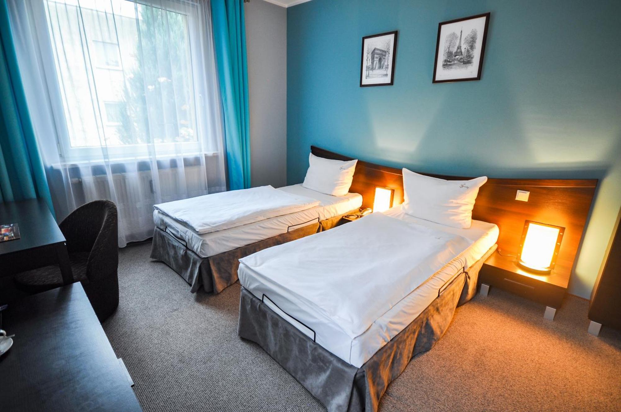 Hotel Trzy Swiaty Spa & Wellness Rajska Wyspa Gliwice Kültér fotó