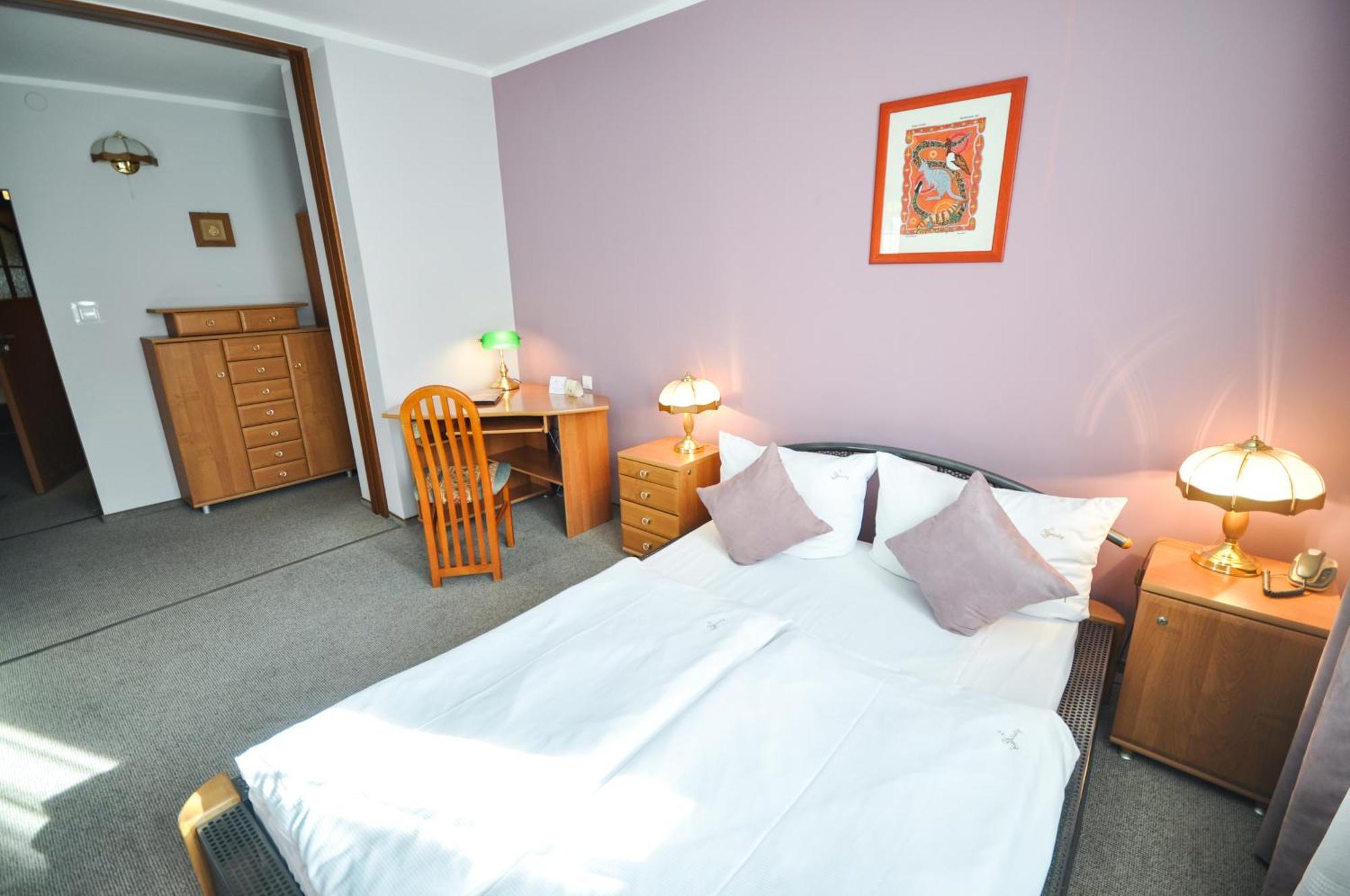 Hotel Trzy Swiaty Spa & Wellness Rajska Wyspa Gliwice Kültér fotó